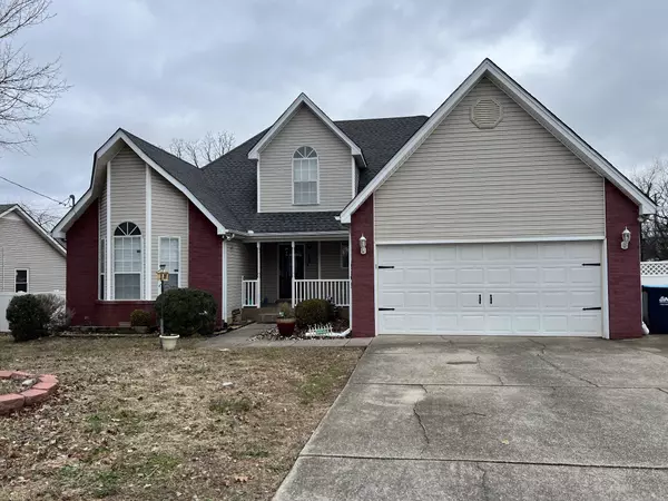 489 Forest Ridge Dr, La Vergne, TN 37086