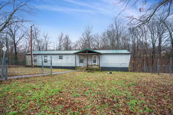 Palmyra, TN 37142,1810 Jim Kim Rd