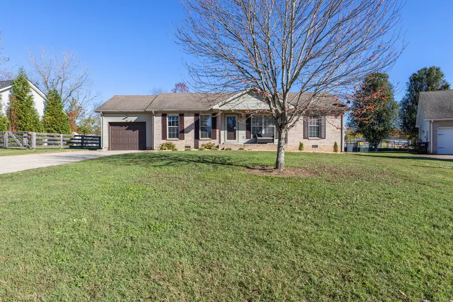 6001 Plateau Ct, Goodlettsville, TN 37072