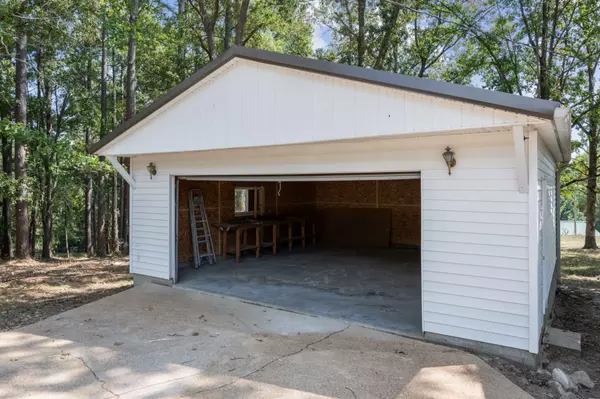 Parsons, TN 38363,108 Townsend Cir