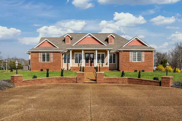 878 Malone Ln, Cookeville, TN 38506