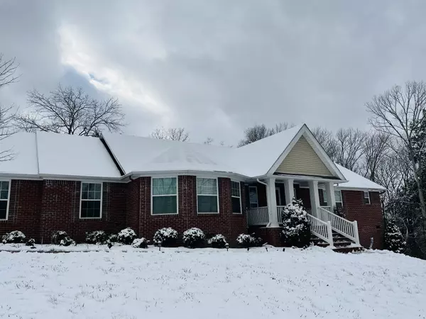 1555 Heller Rdg, Spring Hill, TN 37174