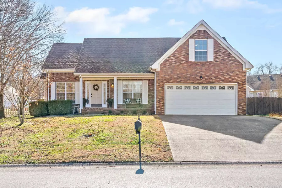 3394 Poplar Hl, Clarksville, TN 37043