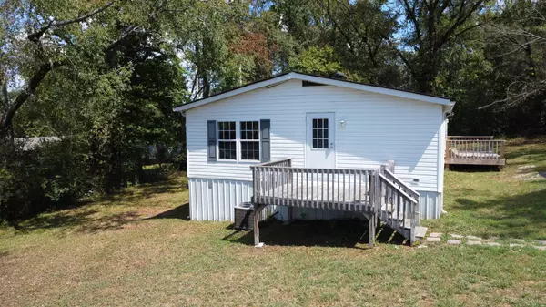 Hartsville, TN 37074,312B E Main St