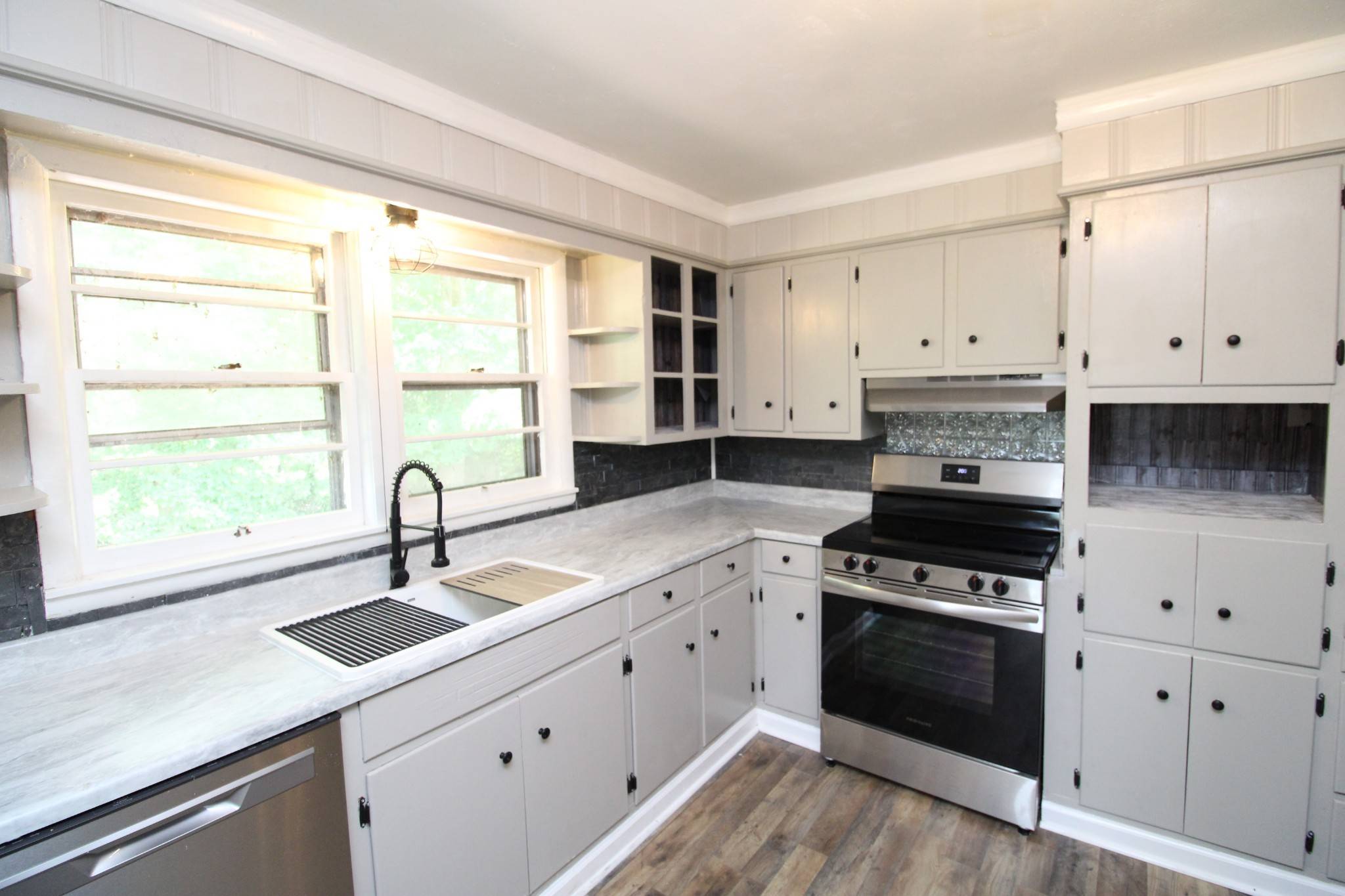 Lafayette, TN 37083,1302 Ellington Dr