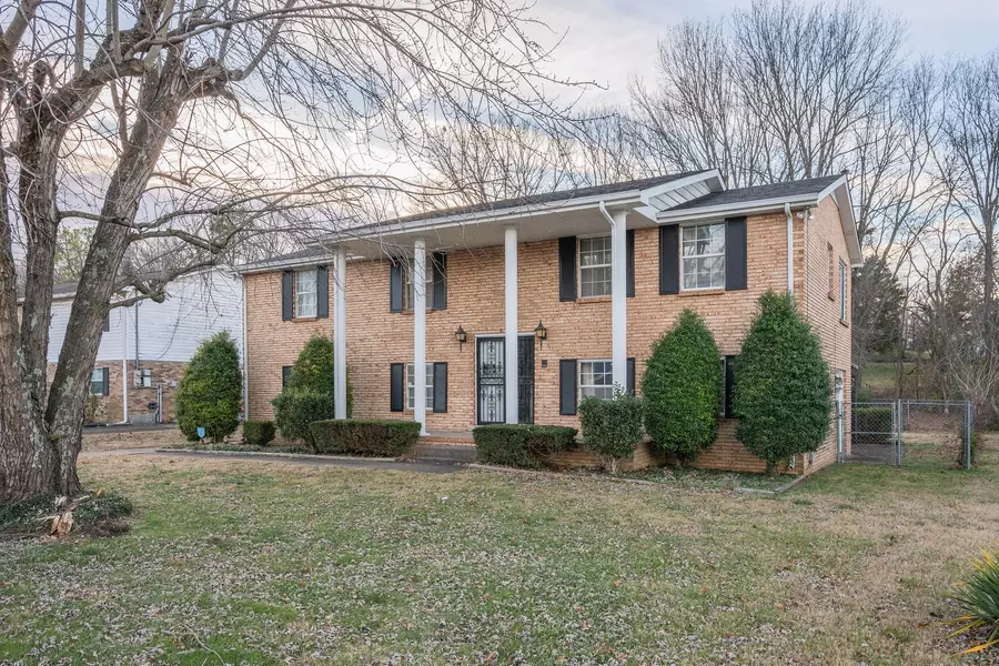 577 Rural Hill Rd, Nashville, TN 37217