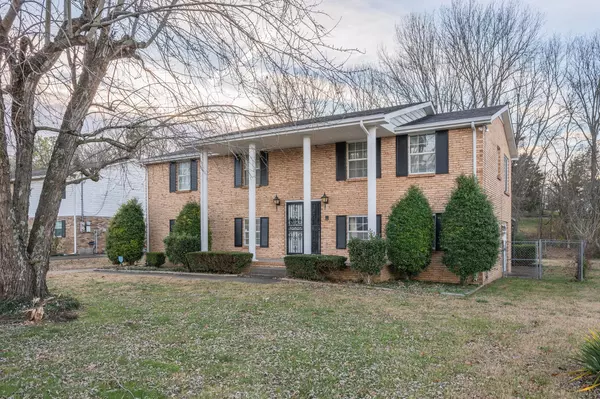 577 Rural Hill Rd, Nashville, TN 37217