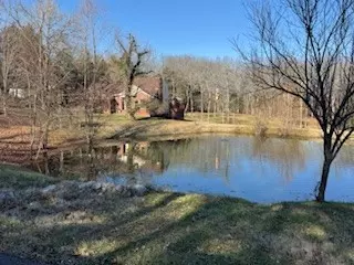 315 Pond Dr, Gallatin, TN 37066