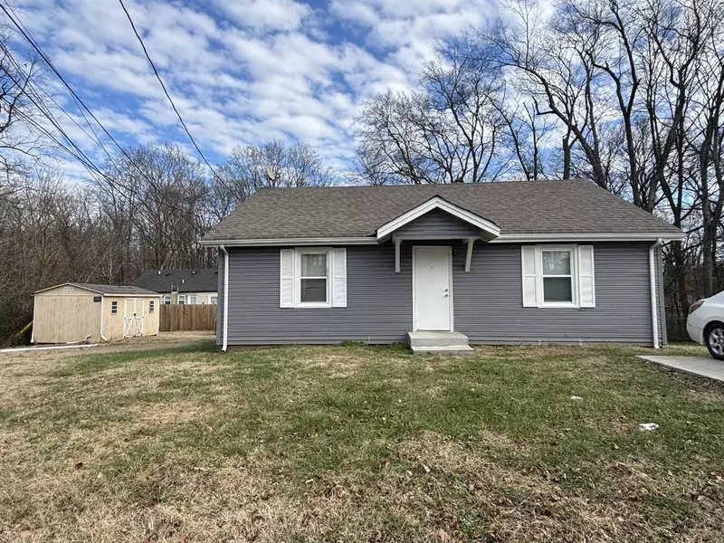 411 Oak St, Clarksville, TN 37042