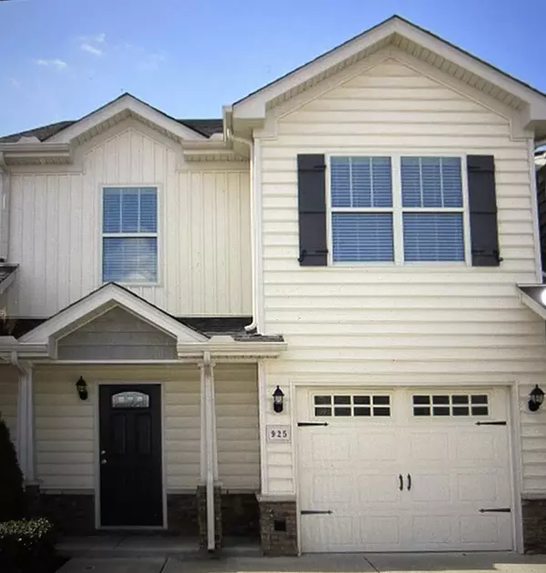 Murfreesboro, TN 37128,925 Keepsake Diamond Ln