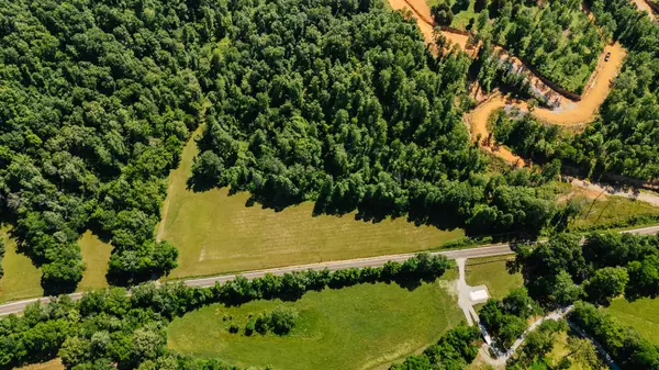Lawrenceburg, TN 38464,1019 Weakley Creek Rd