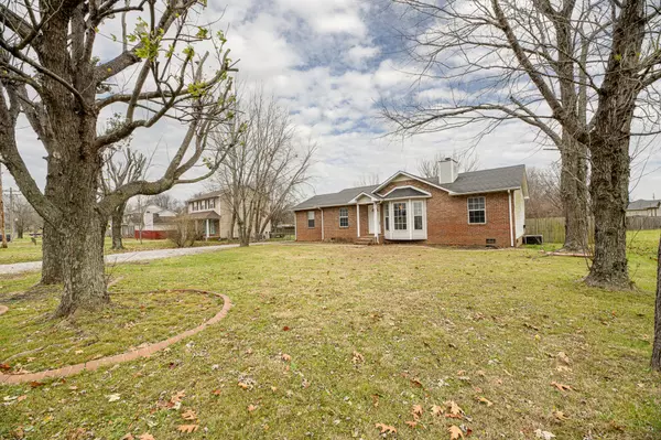 Oak Grove, KY 42262,8671 Pembroke Oak Grove Rd