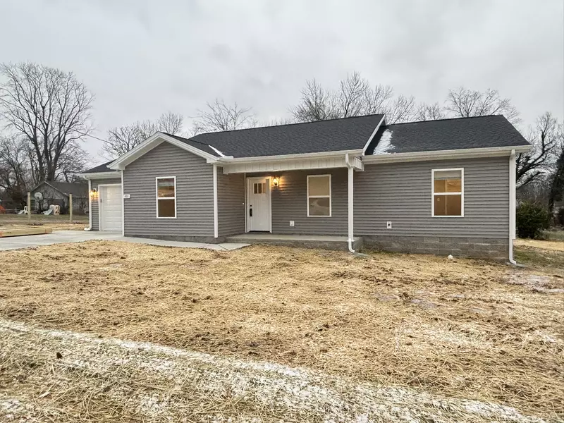 810 Lacy Dr, Hopkinsville, KY 42240