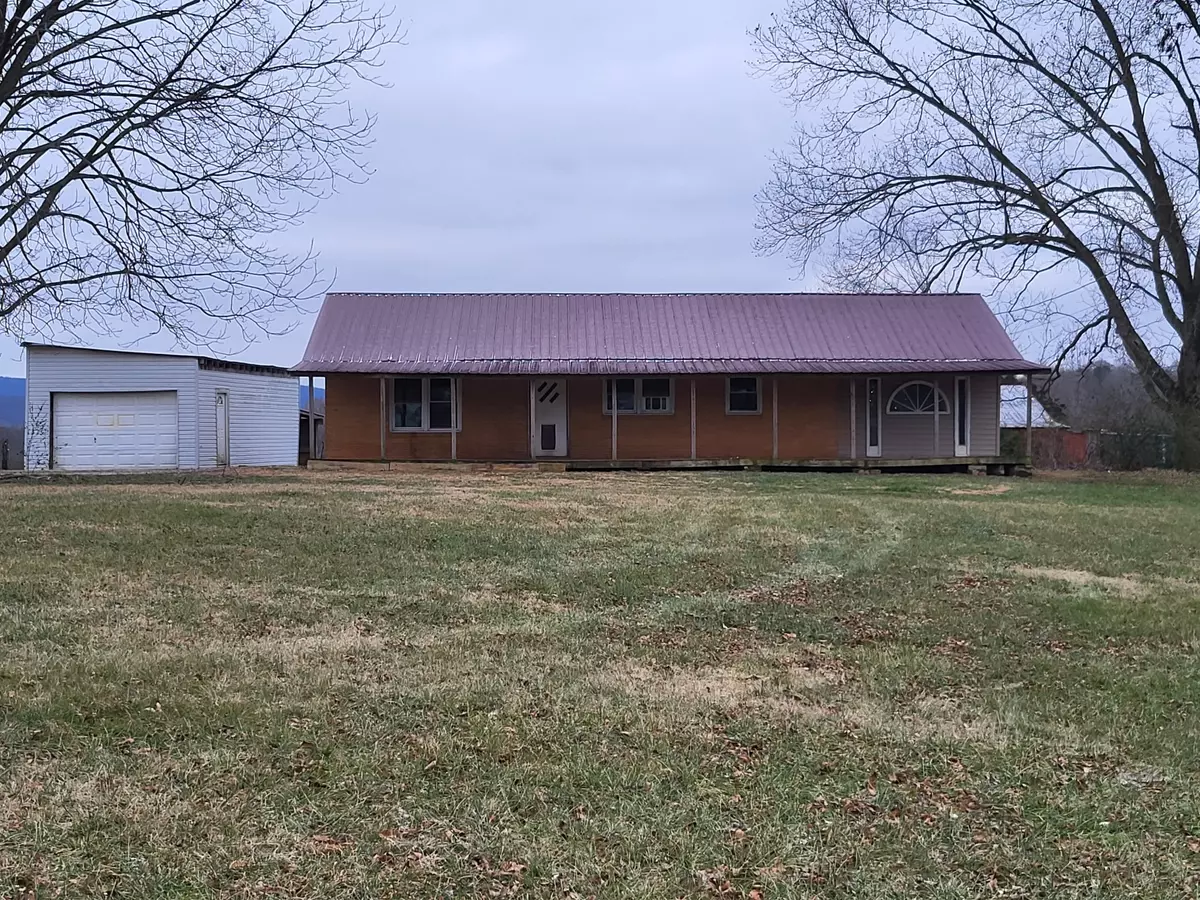 Quebeck, TN 38579,895 Bethel Hollow Rd