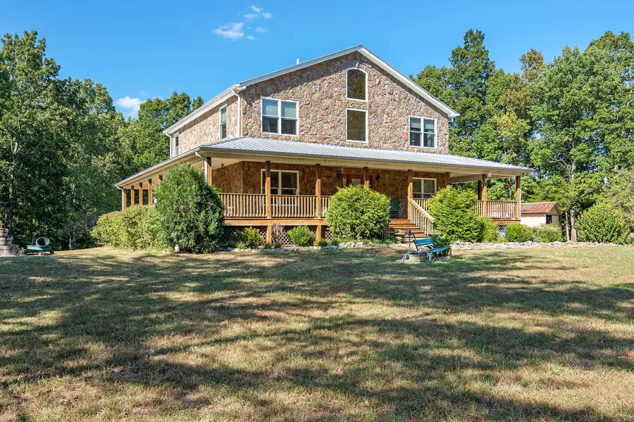 836 Sulphur Creek Rd, Centerville, TN 37033