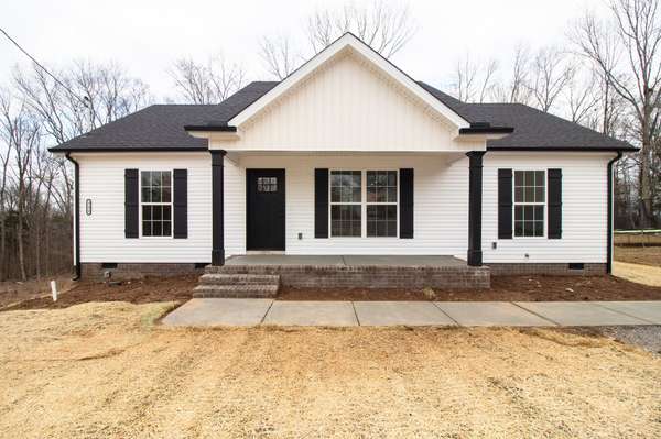 332 Hilltop Dr, Shelbyville, TN 37160