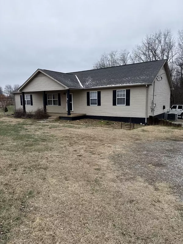 2383 Old Washington Rd, Cedar Hill, TN 37032