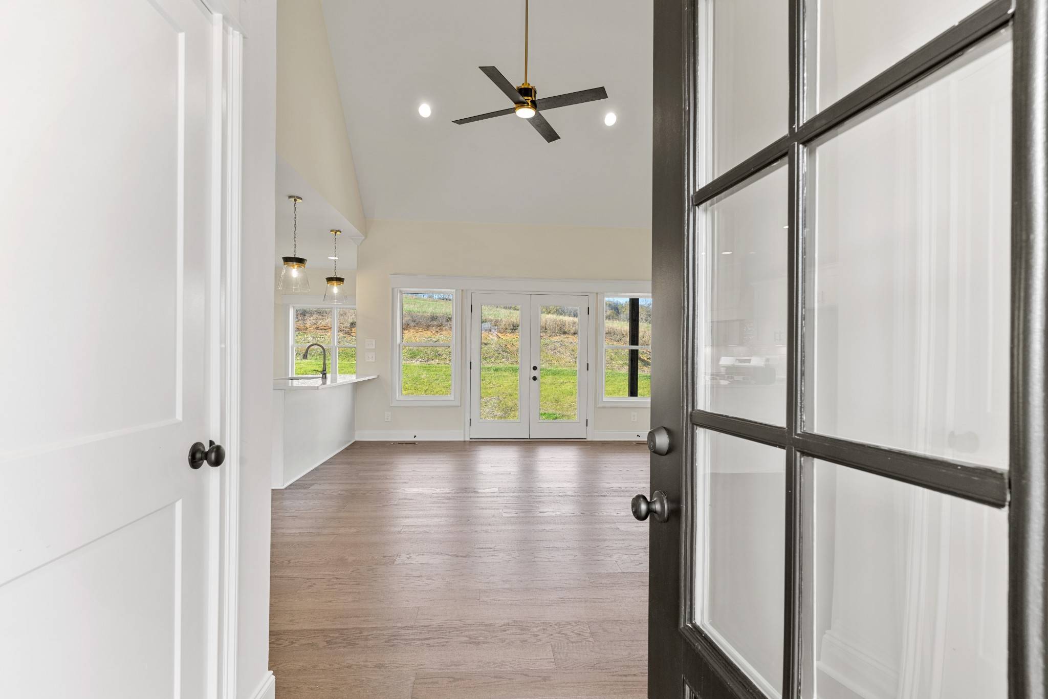 Brush Creek, TN 38547,120 Casey St