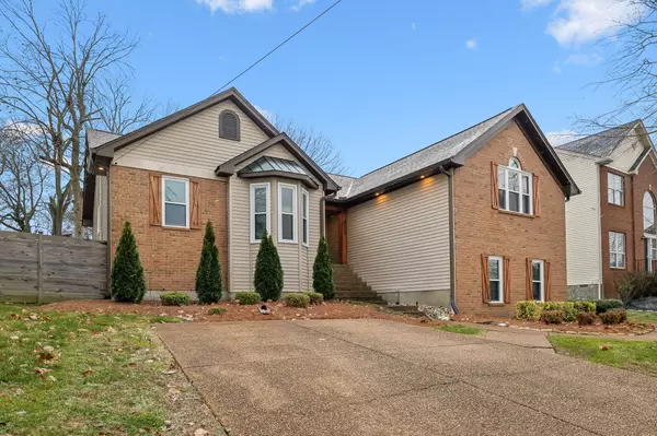 3712 Huntingboro Trl, Antioch, TN 37013