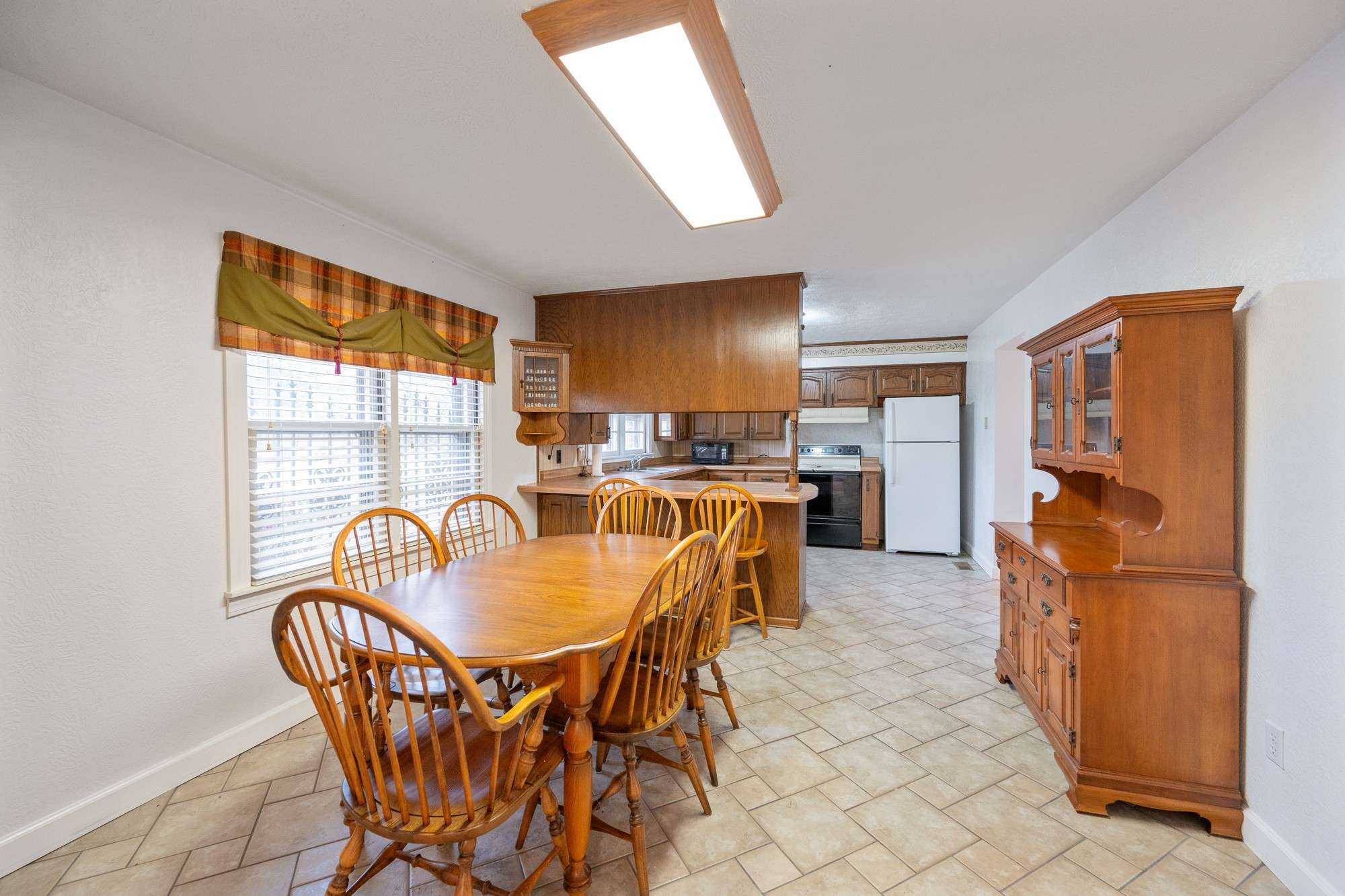 Decaturville, TN 38329,4519 Highway 100 #E