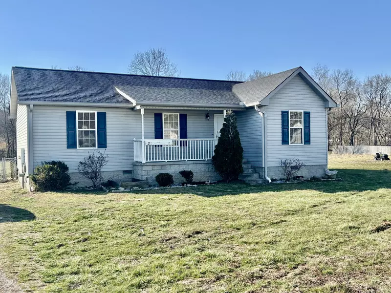 19 Winding Hills Ln, Gordonsville, TN 38563