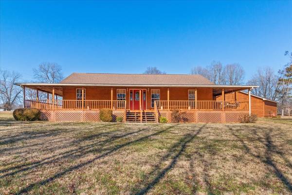 100 Locust St, Summertown, TN 38483