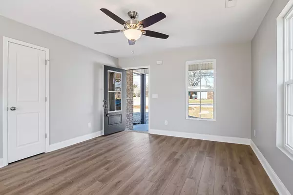 Mcminnville, TN 37110,107 Rosewood Lane