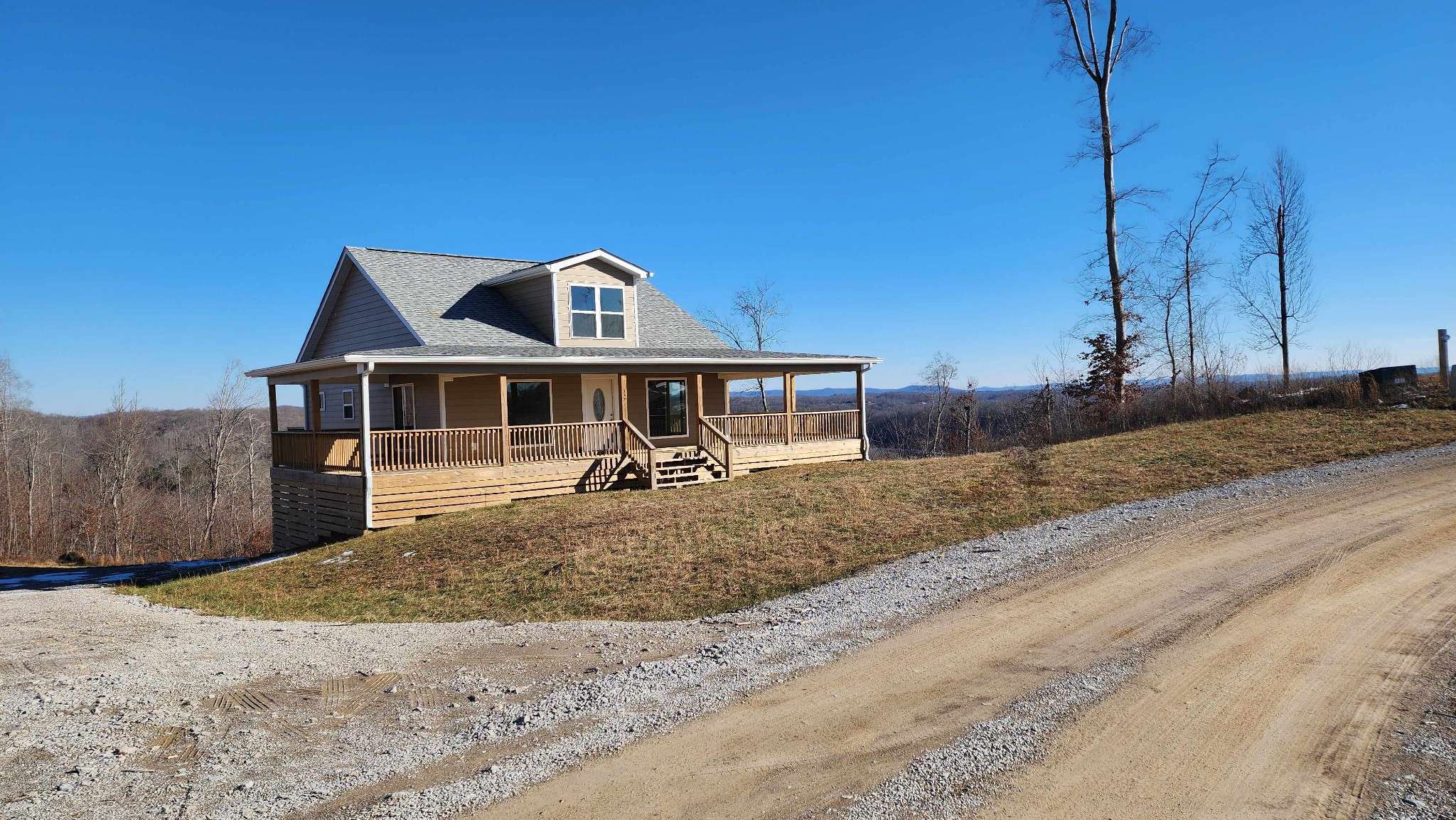 Byrdstown, TN 38549,357 Taylor Rd