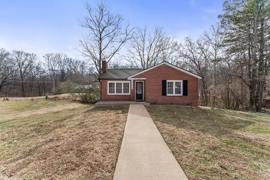 208 Tiller Dr, Centerville, TN 37033