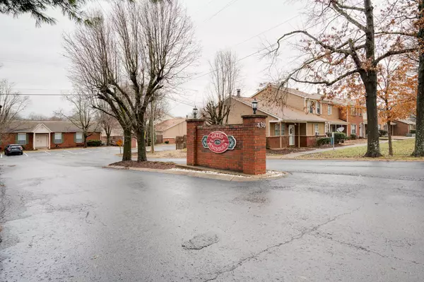 430 Walton Ferry Rd #1605, Hendersonville, TN 37075