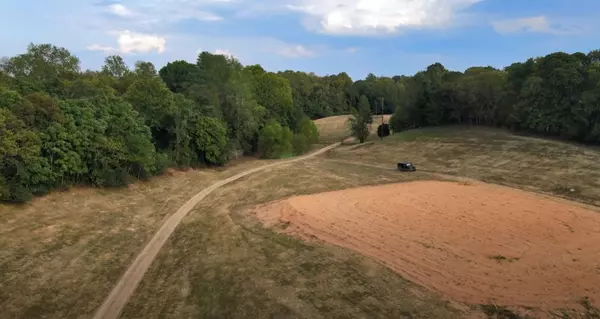 131 Lewis Totty Rd, Duck River, TN 38454