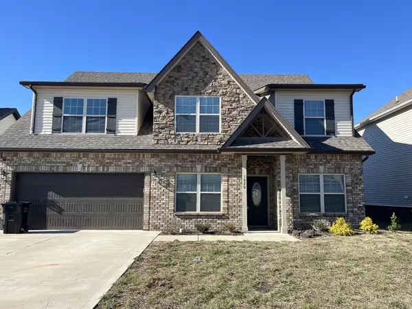 1620 Kestrel Dr, Clarksville, TN 37040