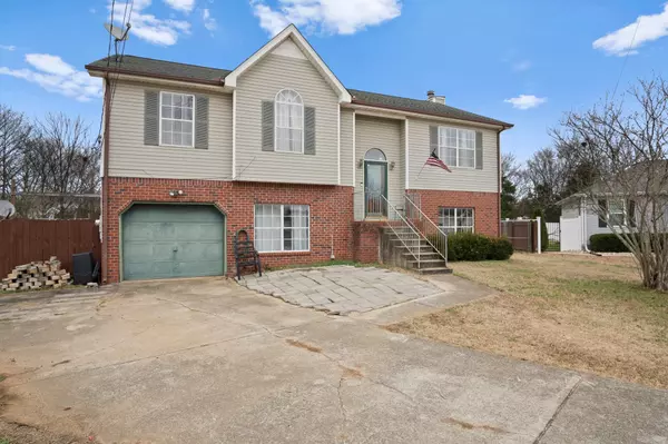 La Vergne, TN 37086,408 Robinson Ct