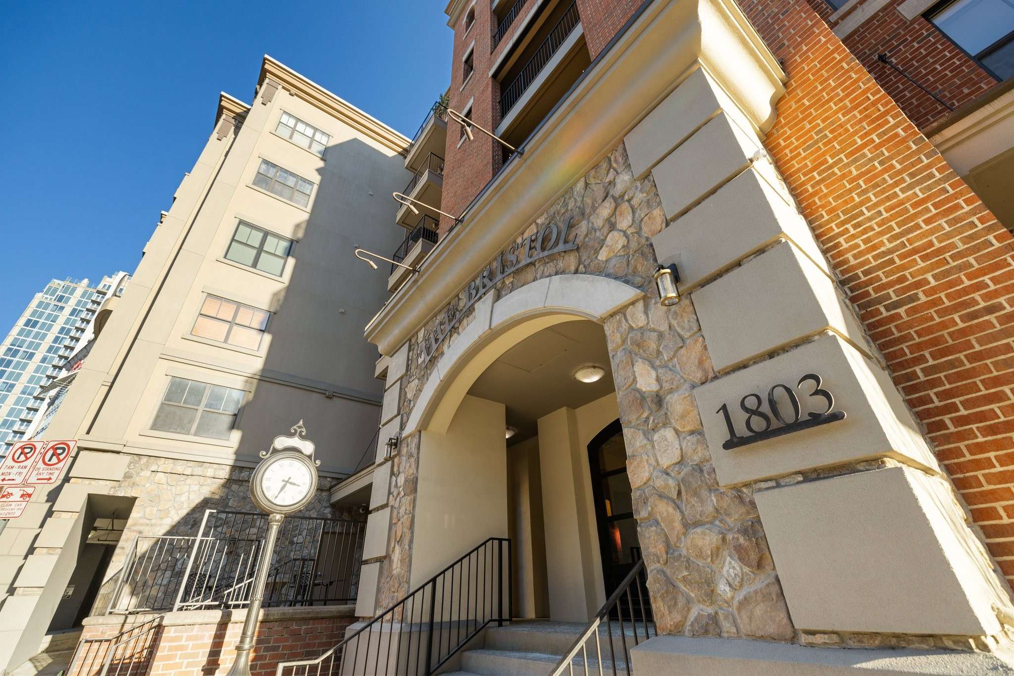 Nashville, TN 37203,1803 Broadway #204
