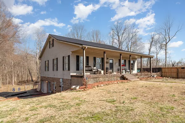 6949 Highway 41 #N, Cedar Hill, TN 37032