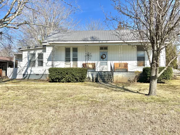 Pulaski, TN 38478,524 S 3rd St