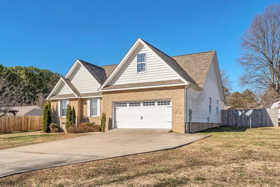 43 Orchard Ln, Winchester, TN 37398