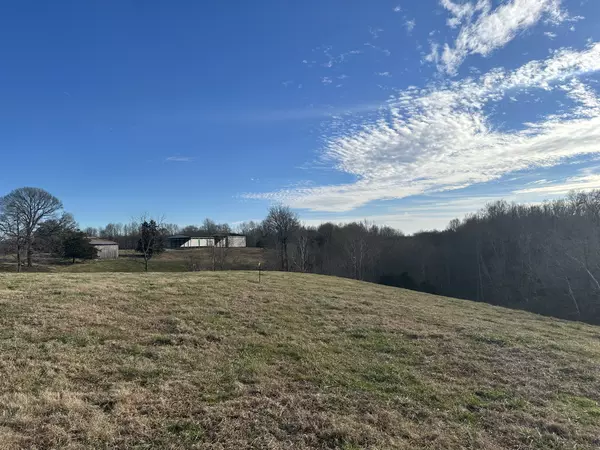 Lafayette, TN 37083,0 Marys Lane