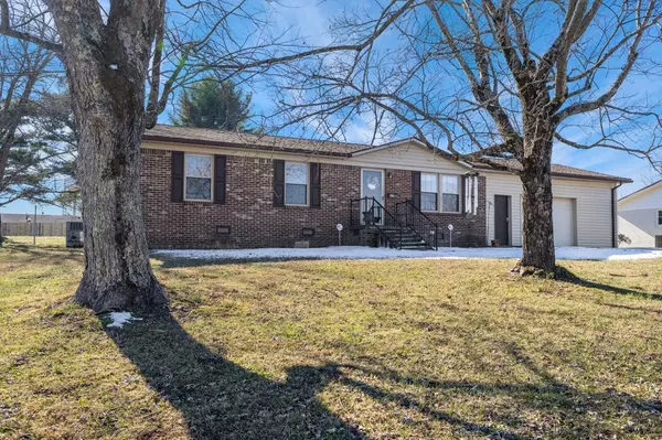 545 Cooper St, Smithville, TN 37166