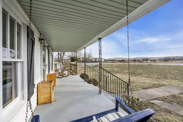 Lobelville, TN 37097,6668 S Main St