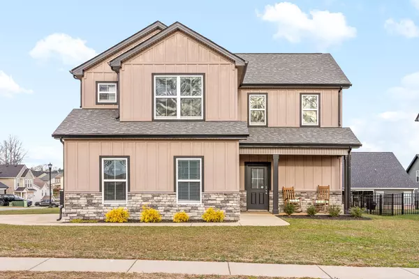 4031 Fort Sumter Dr, Clarksville, TN 37042