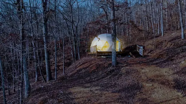 Whitwell, TN 37397,10495 Mullins Cove Road