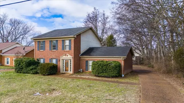 Nashville, TN 37221,7500 Old Harding Pike