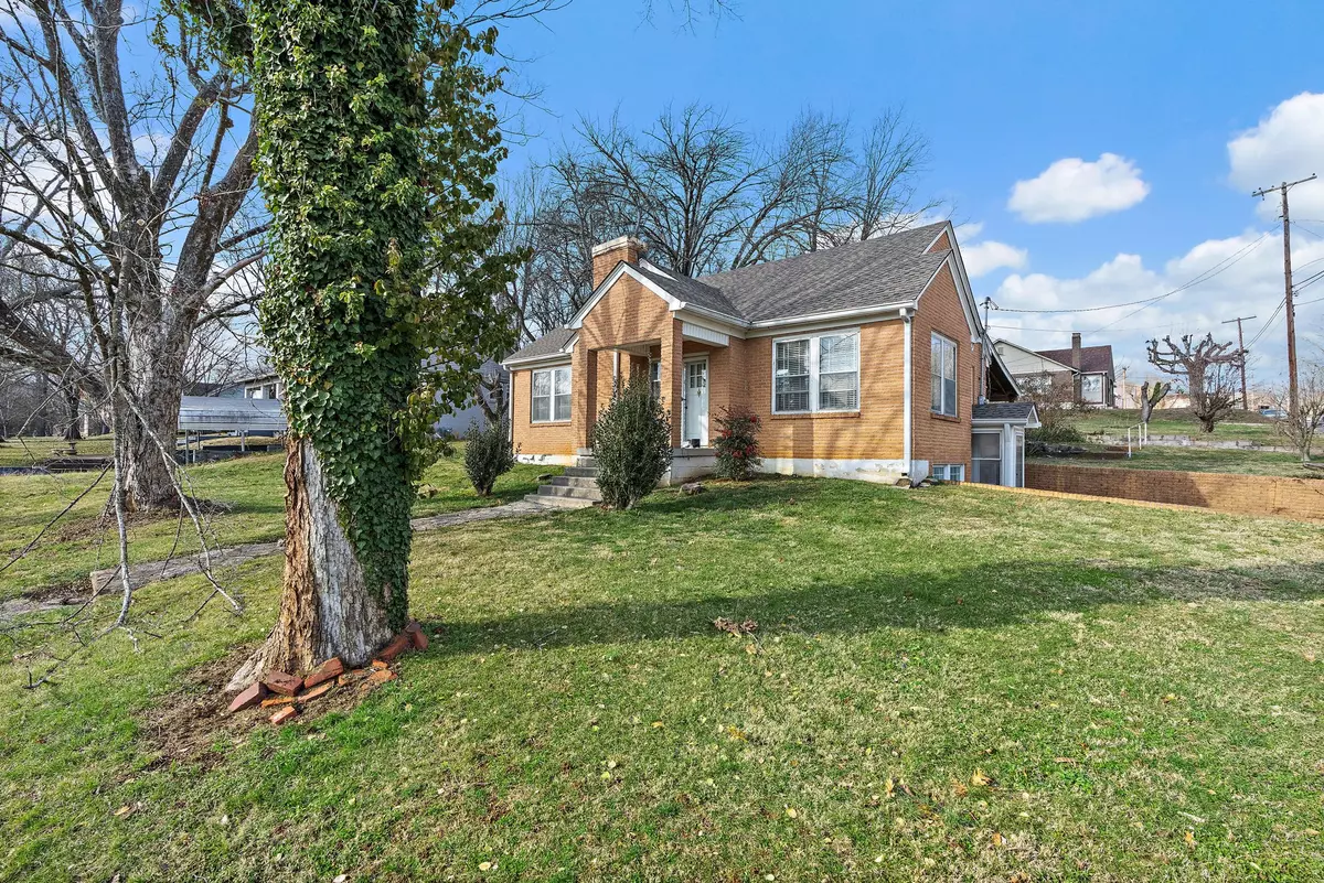 Columbia, TN 38401,415 6th Ave
