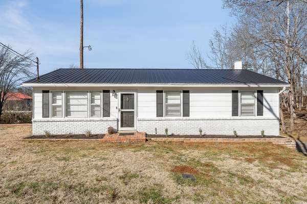 73 Paris St, Mc Minnville, TN 37110