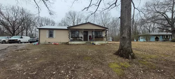 Nunnelly, TN 37137,1001 Lynn Cir