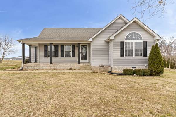 735 Lear Rd, Portland, TN 37148