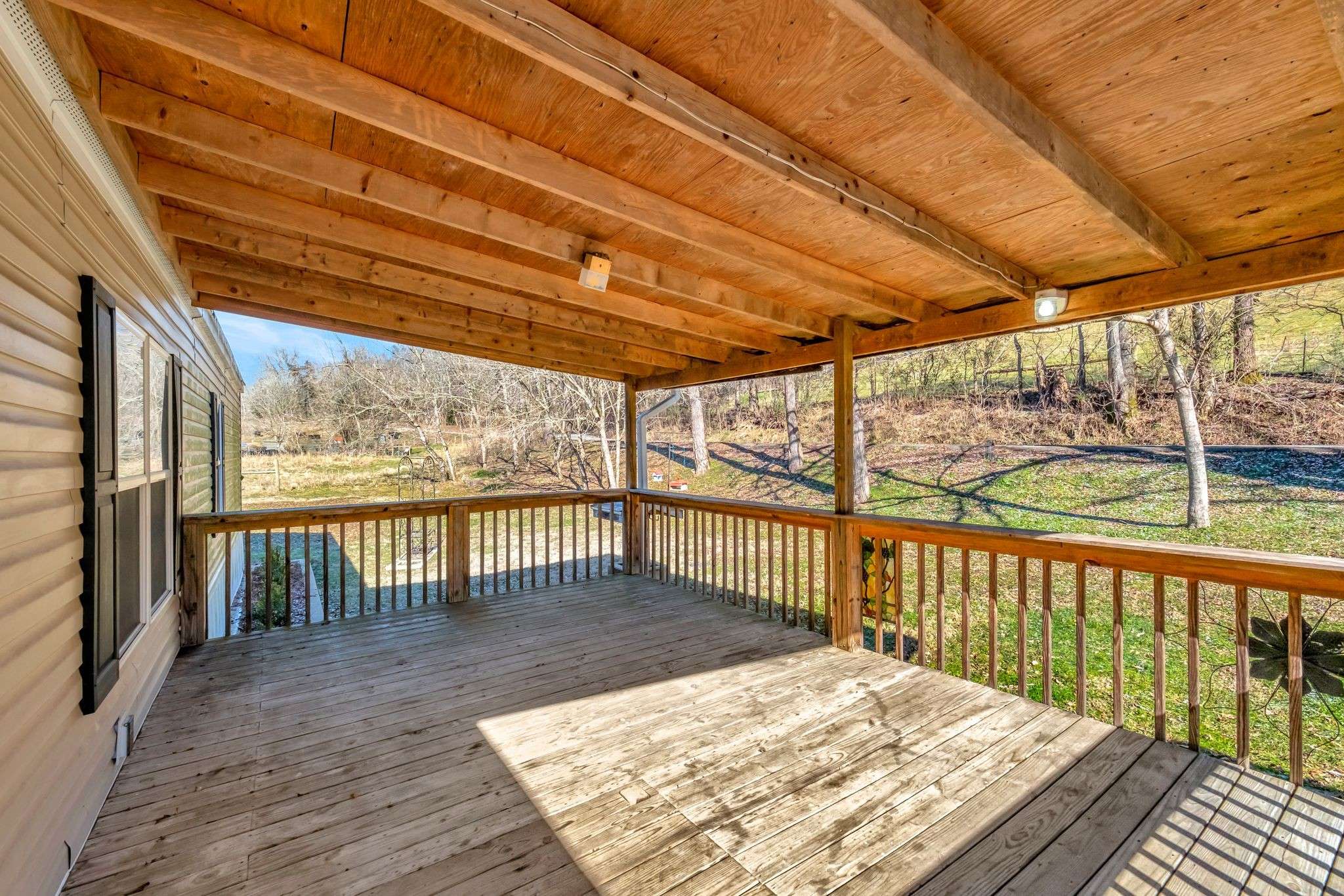 Petersburg, TN 37144,1919 Bartlett Hollow Rd