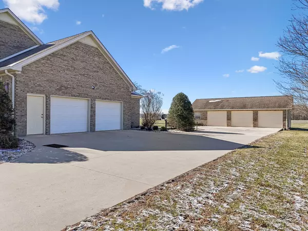 Morrison, TN 37357,7621 Summitville Rd