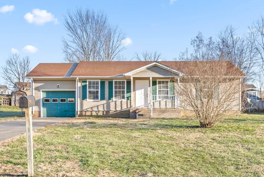 125 Grant Ave, Oak Grove, KY 42262